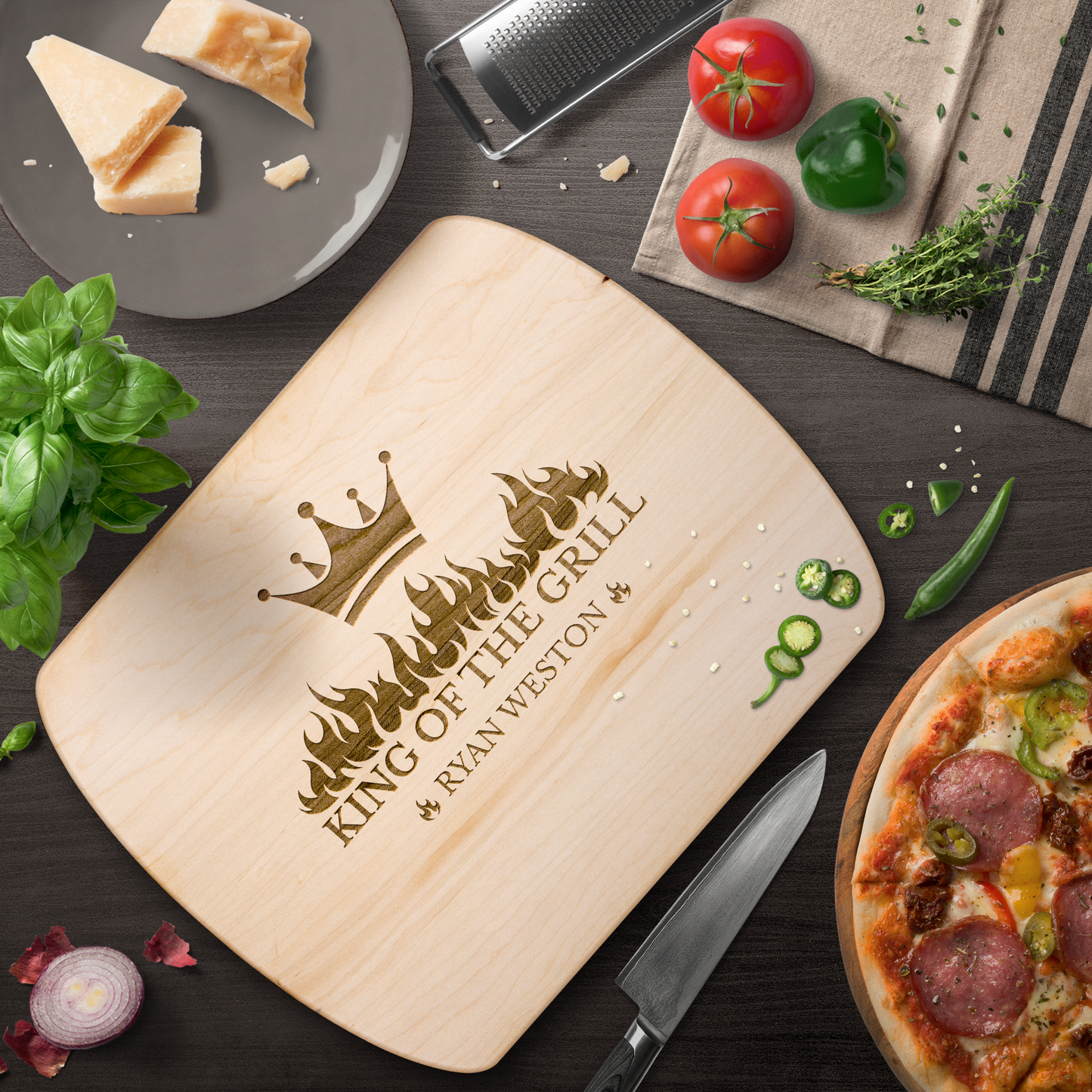 King of The Grill | Personalized Wooden Cutting Board