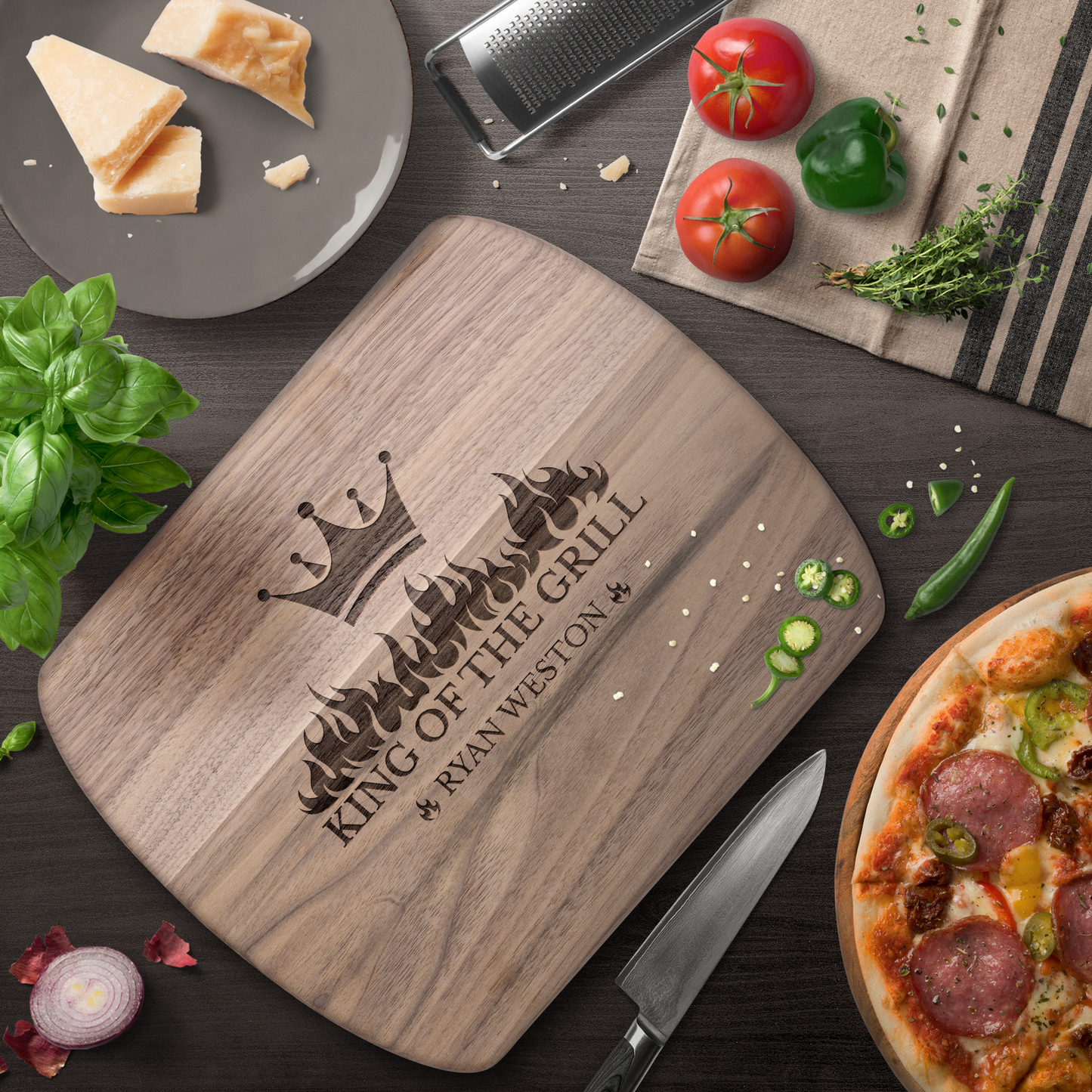 King of The Grill | Personalized Wooden Cutting Board