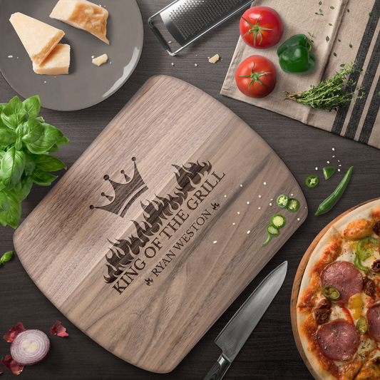 King of The Grill | Personalized Wooden Cutting Board